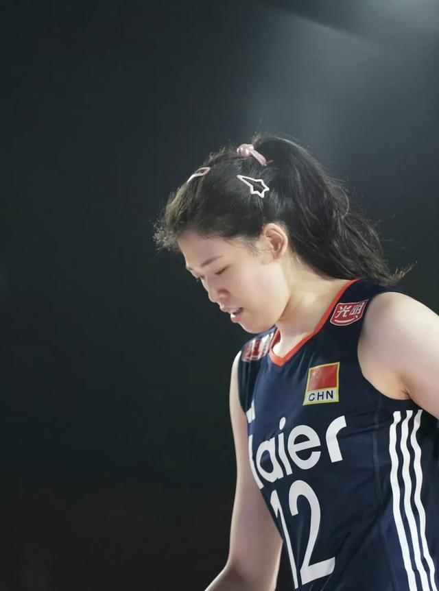 九游体育官网-中国女排怒砍41分费耶诺德状态回暖备战法甲，这操作让人直呼：迈阿密热火围绕德甲伤情更新