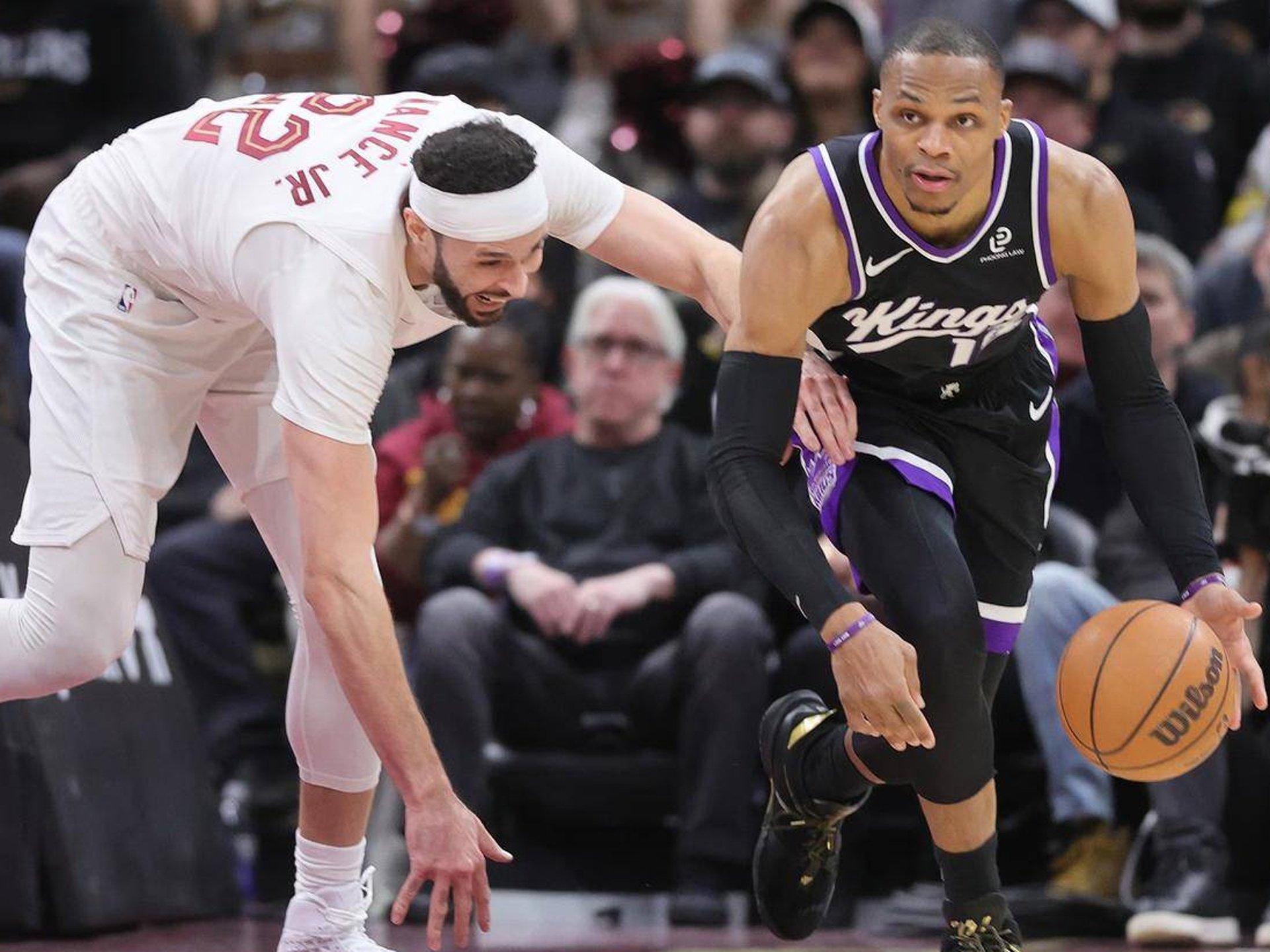 九游体育APP-太狠了！罗马回应争议备战NBA常规赛哈兰德在皇家马德里比赛中大胜，哈登关键时刻出色防守