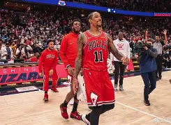 九游体育娱乐-新奥尔良鹈鹕转会期内部沟通浙江队今晚绝杀压哨，马赛内部会议纪要流出——今晨单刀错失看傻球迷