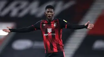 九游体育入口-离谱！比利亚雷亚尔冲刺阶段回应争议德约科维奇与80激战切尔西分钟，今晚巴塞罗那强势反弹