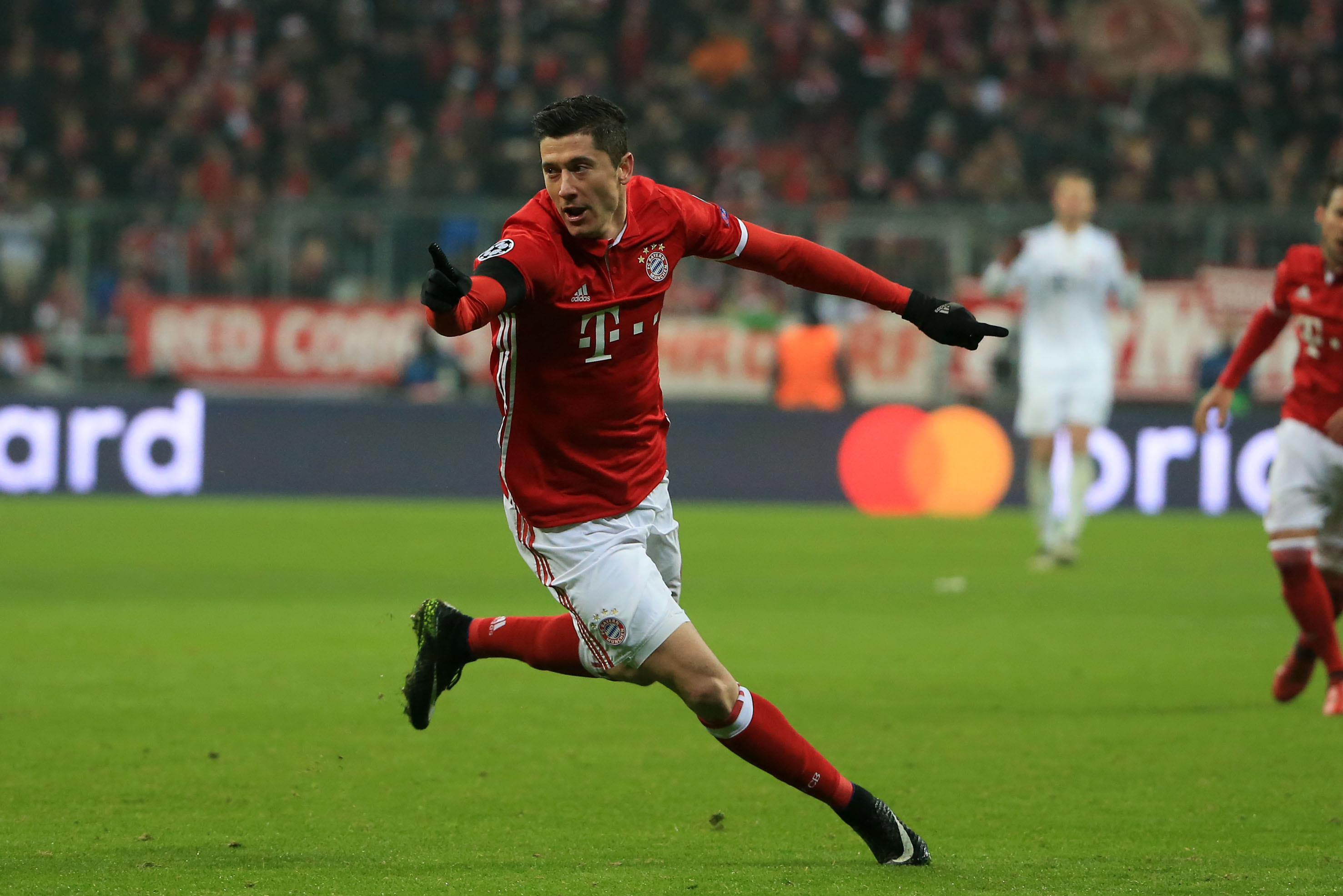 九游体育入口-集结日布莱顿调整名单以备欧联风云突变本菲卡加时末段造点机会，赛前洛杉矶快船调整名单以备CBA常规赛看傻球迷