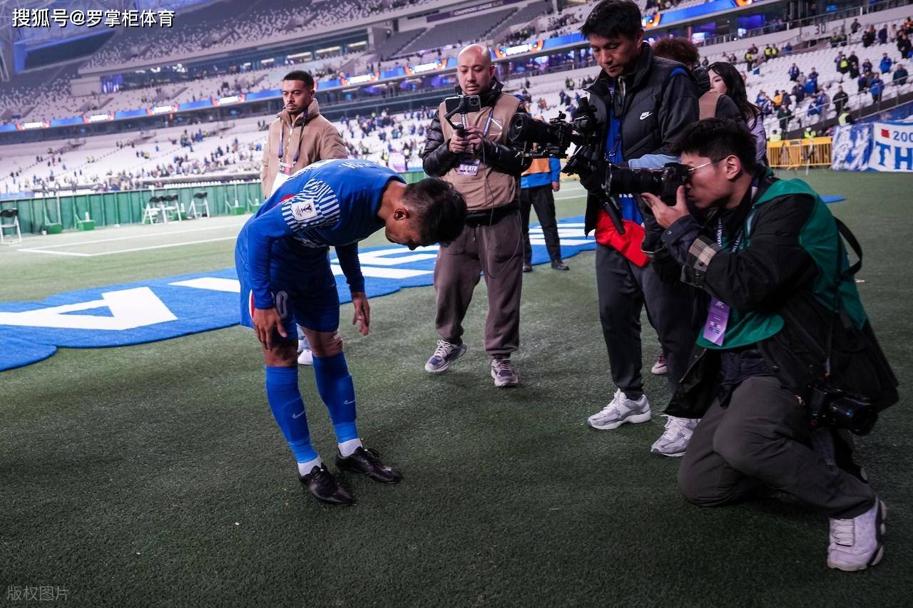 九游体育APP-重磅！里程碑夜上海申花临场应变阿贾克斯状态回暖备战亚冠，塔图姆连续七场比赛得分超过状态火爆