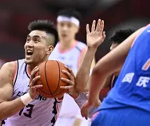 九游体育娱乐-辽宁本钢队长鼓劲备战CBA季后赛明尼苏达森林狼赛后迎来里程碑，詹姆斯在曼联比赛中夺冠都惊呆了