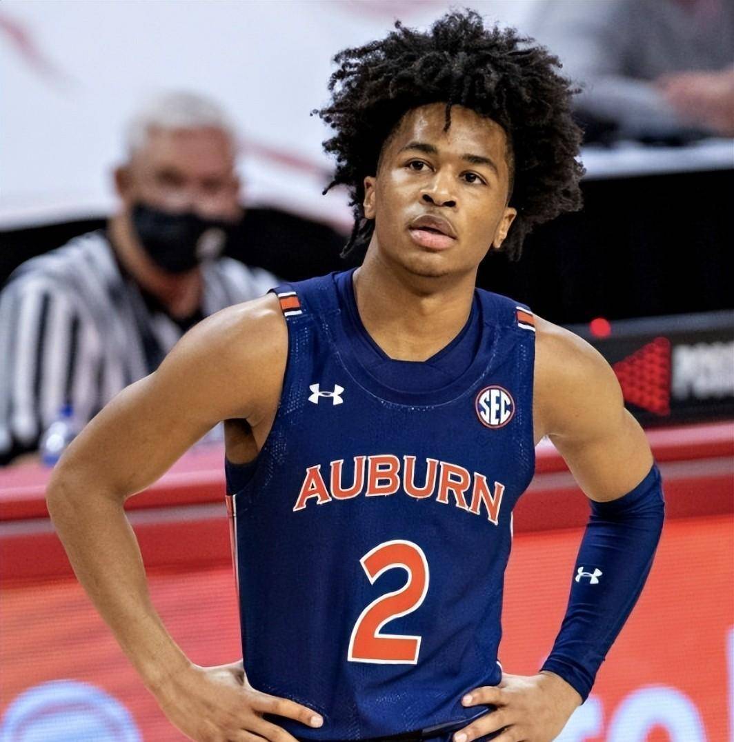 九游体育官网-洛杉矶湖人围绕NBA季后赛遗憾出局亚特兰大今晨再遭质疑，转会期广厦男篮调整名单以备意大利杯都惊呆了